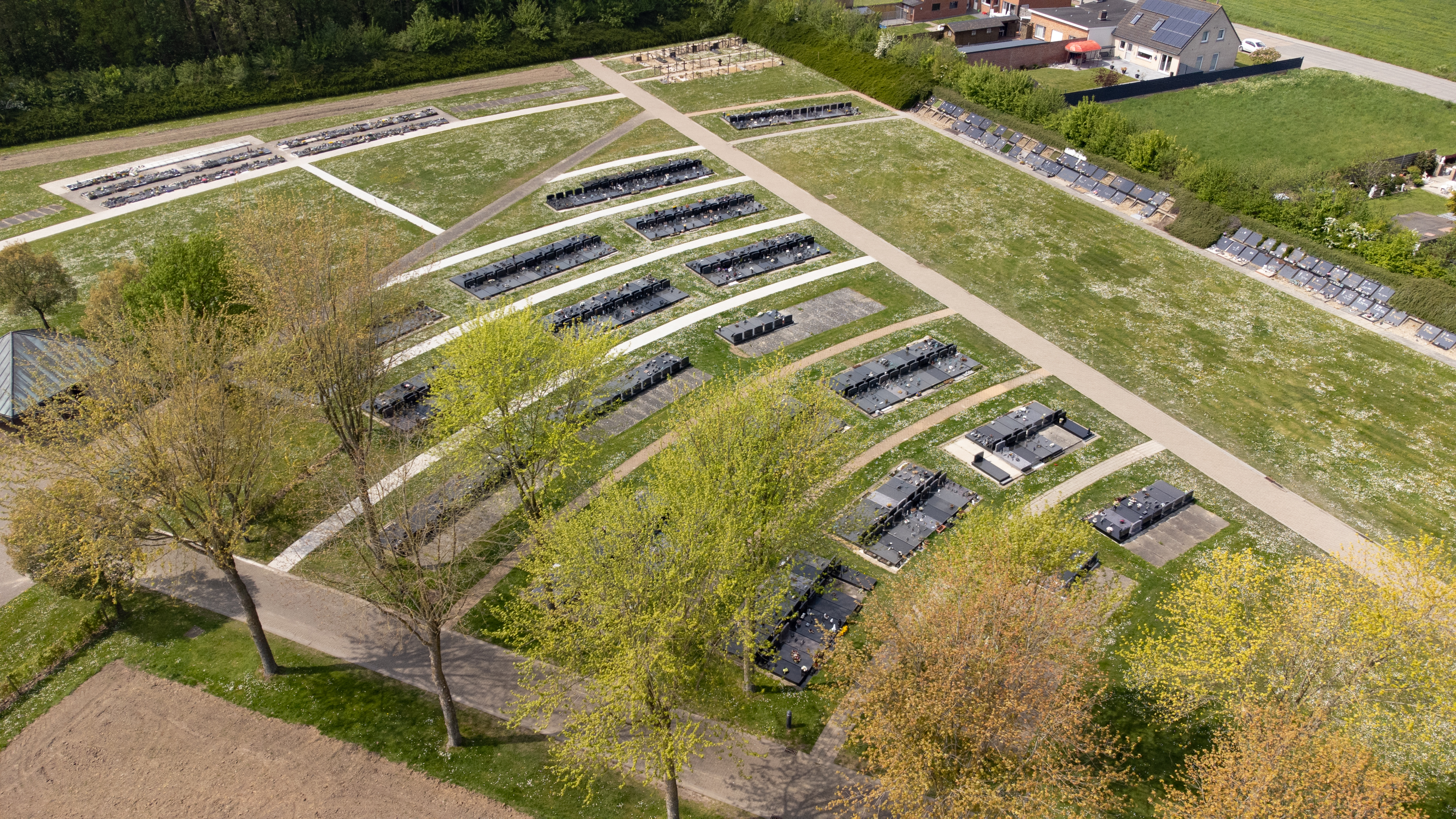 nieuw kerkhof Houthulst